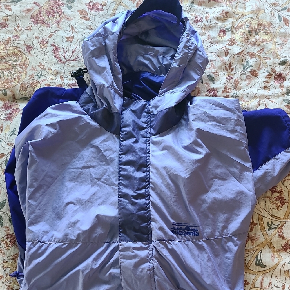 Patagonia Two-Tone cycling Jacket.